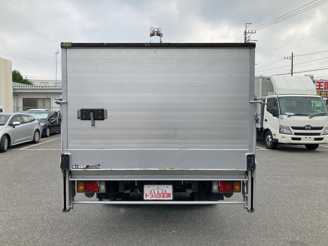 日野デュトロクレーン6段小型（2t・3t）[写真09]