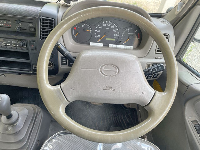 日野デュトロ平ボディ小型（2t・3t）[写真37]