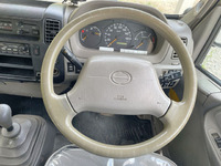 日野デュトロ平ボディ小型（2t・3t）[写真37]