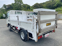 日野デュトロ平ボディ小型（2t・3t）[写真04]