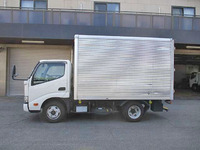 日野デュトロアルミバン小型（2t・3t）[写真05]