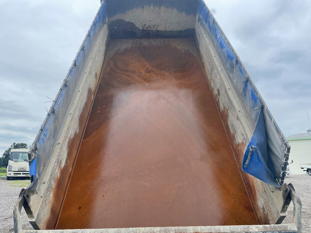 日野プロフィアダンプ大型（10t）[写真10]