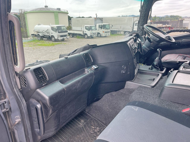 日野プロフィアダンプ大型（10t）[写真28]