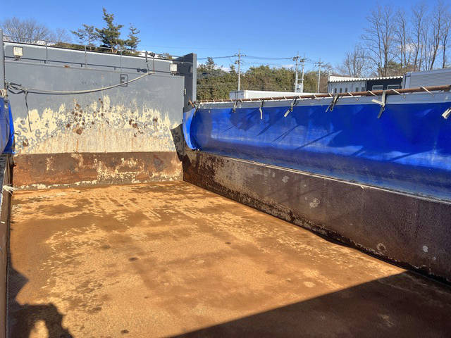 いすゞギガダンプ大型（10t）[写真15]