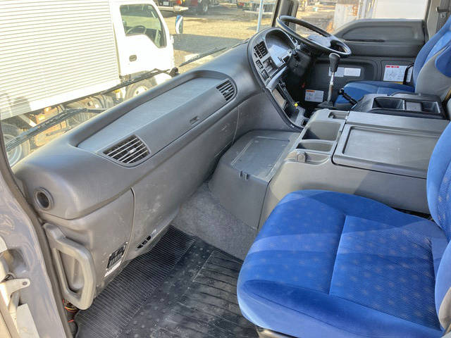 いすゞギガダンプ大型（10t）[写真31]