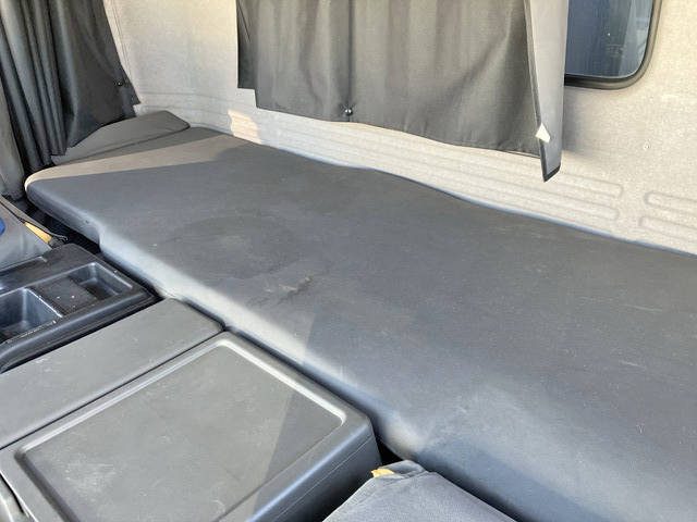 いすゞギガダンプ大型（10t）[写真34]