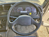 いすゞギガダンプ大型（10t）[写真37]