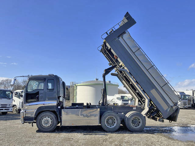 いすゞギガダンプ大型（10t）[写真06]