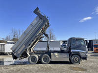 いすゞギガダンプ大型（10t）[写真08]