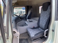 UDトラックスクオンアームロール大型（10t）[写真30]