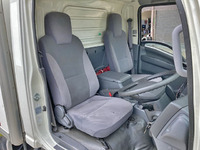 いすゞエルフ冷凍車（冷蔵車）小型（2t・3t）[写真27]