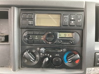 いすゞエルフ冷凍車（冷蔵車）小型（2t・3t）[写真34]