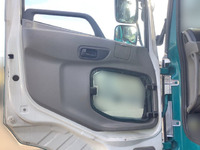 UDトラックスクオン平ボディ大型（10t）[写真27]