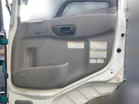 UDトラックスクオン平ボディ大型（10t）[写真28]