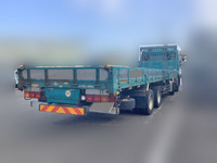 UDトラックスクオン平ボディ大型（10t）[写真02]