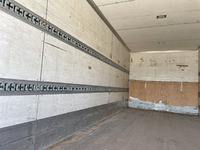 三菱ふそうファイターアルミバン中型（4t）[写真10]