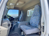 三菱ふそうファイターアルミバン中型（4t）[写真29]