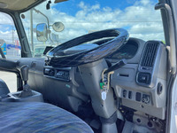 三菱ふそうファイターアルミバン中型（4t）[写真32]