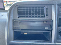 三菱ふそうファイターアルミバン中型（4t）[写真36]