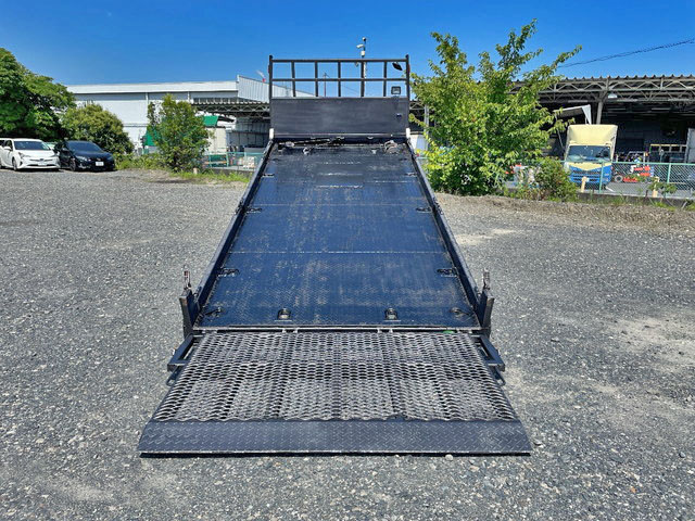 三菱ふそうキャンターセーフティローダー小型（2t・3t）[写真11]