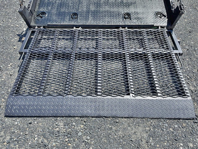 三菱ふそうキャンターセーフティローダー小型（2t・3t）[写真14]