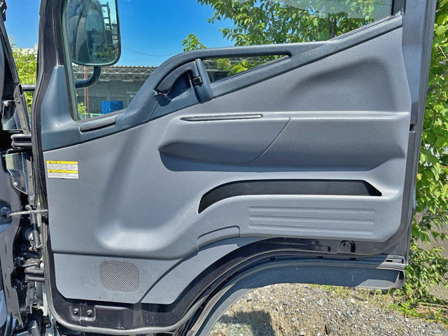 三菱ふそうキャンターセーフティローダー小型（2t・3t）[写真29]