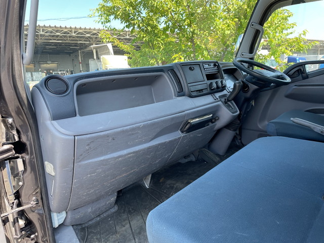 三菱ふそうキャンターセーフティローダー小型（2t・3t）[写真32]