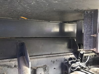 いすゞエルフパッカー車（塵芥車）小型（2t・3t）[写真19]