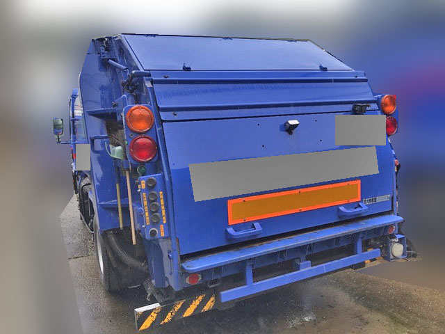 いすゞエルフパッカー車（塵芥車）小型（2t・3t）[写真04]