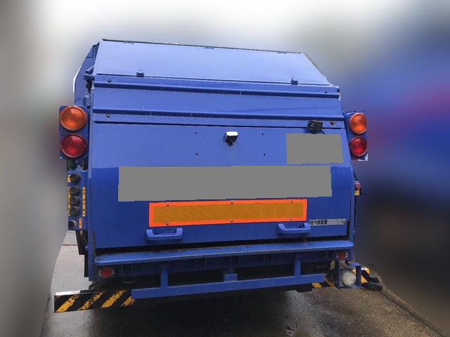 いすゞエルフパッカー車（塵芥車）小型（2t・3t）[写真07]