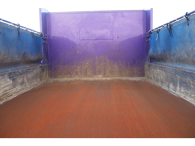 いすゞフォワードダンプ中型（4t）[写真11]