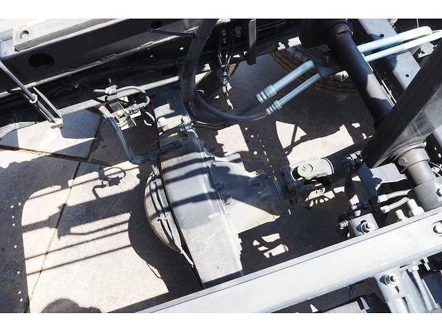 いすゞフォワードダンプ中型（4t）[写真18]