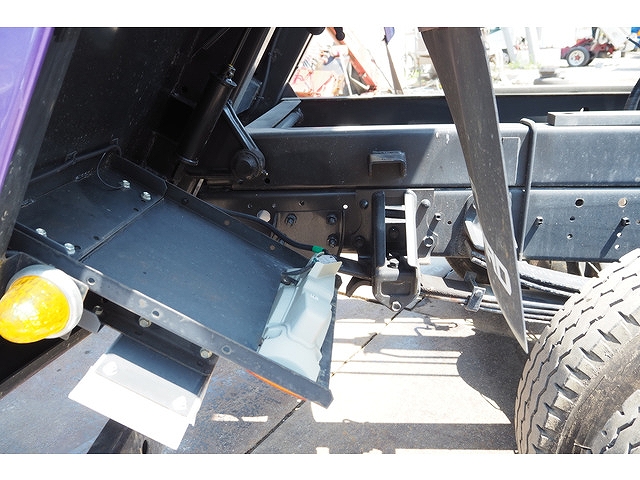 いすゞフォワードダンプ中型（4t）[写真20]