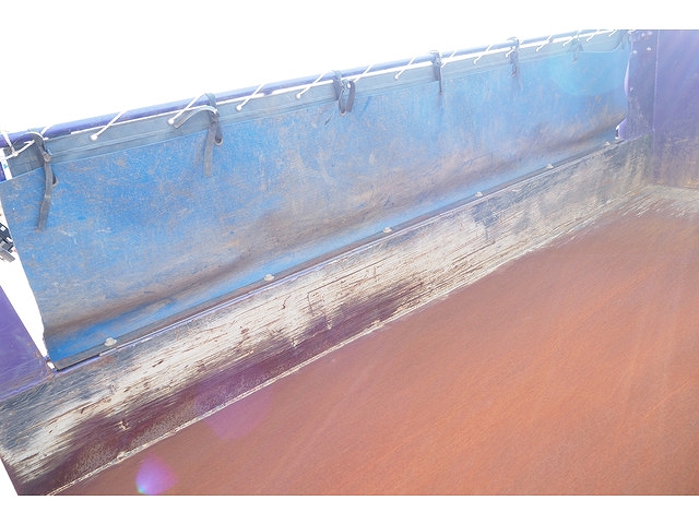 いすゞフォワードダンプ中型（4t）[写真09]