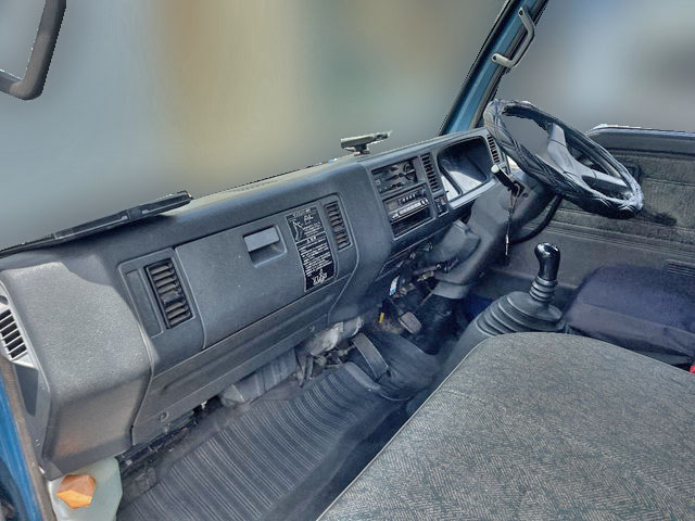 マツダタイタンダンプ小型（2t・3t）[写真25]