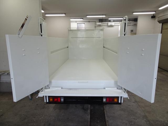 いすゞエルフ深ダンプ（土砂禁ダンプ）小型（2t・3t）[写真11]