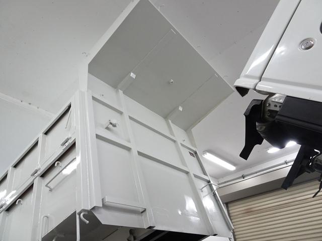 いすゞエルフ深ダンプ（土砂禁ダンプ）小型（2t・3t）[写真16]