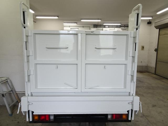 いすゞエルフ深ダンプ（土砂禁ダンプ）小型（2t・3t）[写真08]