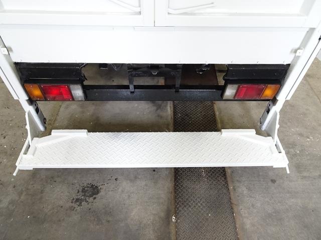 いすゞエルフ深ダンプ（土砂禁ダンプ）小型（2t・3t）[写真09]