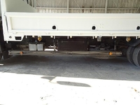 三菱ふそうキャンター平ボディ小型（2t・3t）[写真20]