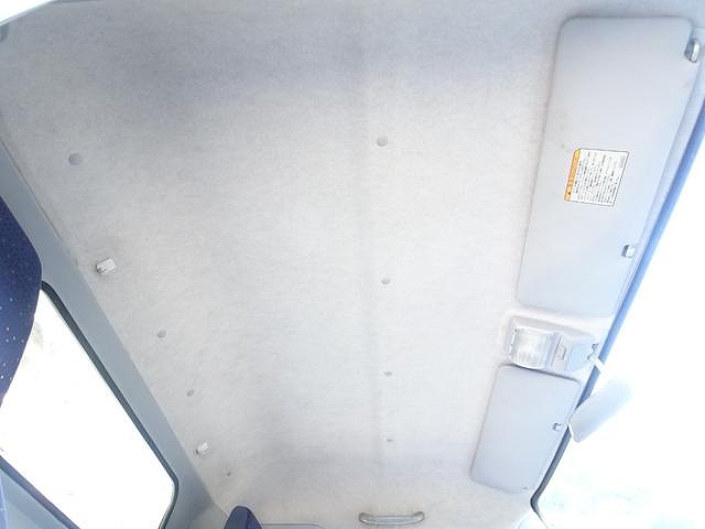 三菱ふそうキャンター平ボディ小型（2t・3t）[写真34]