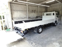 三菱ふそうキャンター平ボディ小型（2t・3t）[写真04]