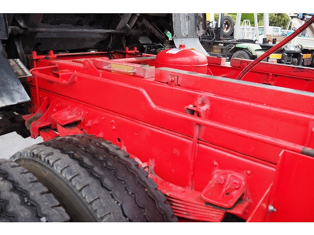 日野レンジャーダンプ増トン（6t・8t）[写真19]