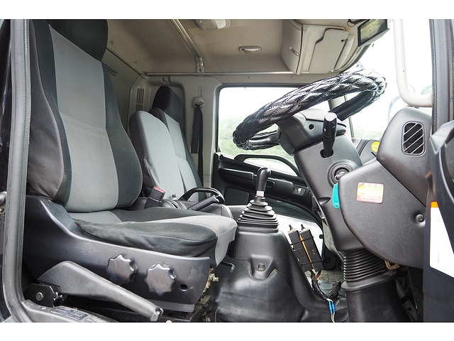 日野レンジャーダンプ増トン（6t・8t）[写真34]