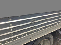 三菱ふそうキャンターアルミバン小型（2t・3t）[写真12]