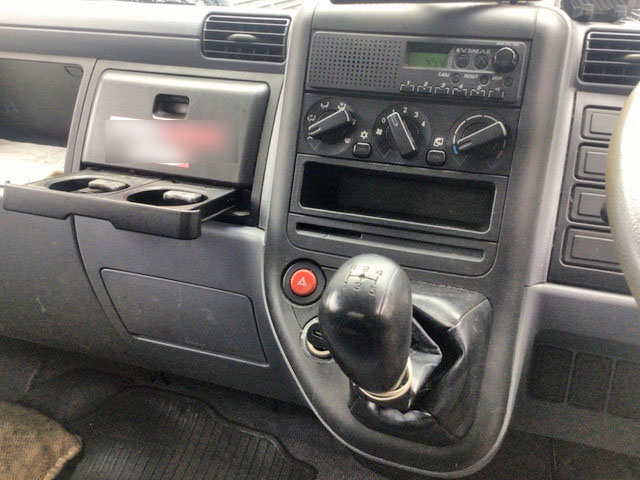 三菱ふそうキャンターアルミバン小型（2t・3t）[写真23]