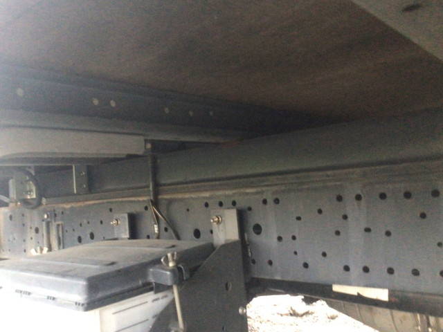 いすゞエルフアルミバン小型（2t・3t）[写真13]