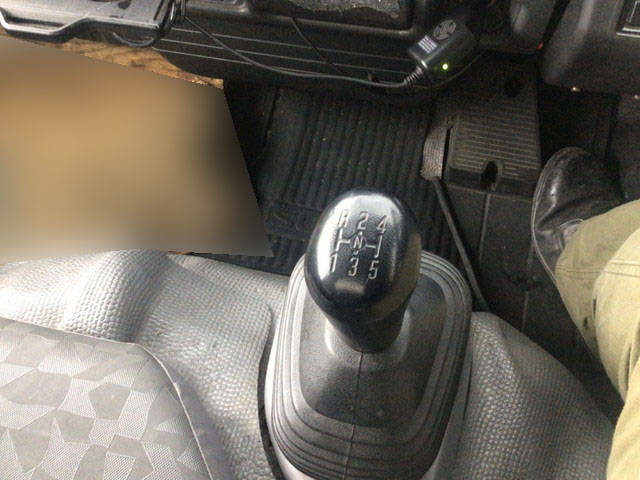 いすゞエルフアルミバン小型（2t・3t）[写真20]