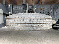 三菱ふそうキャンター平ボディ小型（2t・3t）[写真19]