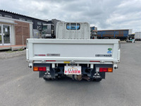 三菱ふそうキャンター平ボディ小型（2t・3t）[写真09]